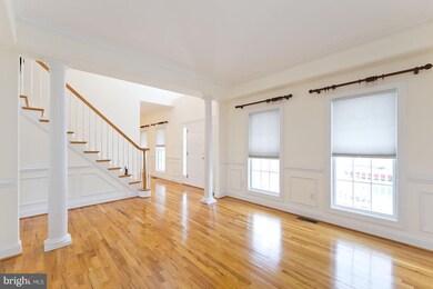 210 Wayfaring Dr, Winchester, VA 22602 - photo 3