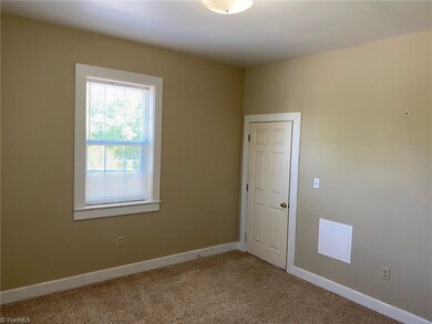 1717 W 1st St unit 5, Winston Salem, NC 27104 - photo 6