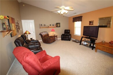 1039 Charnwood Pkwy, Beech Grove, IN 46107 - photo 5