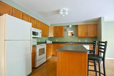 236 Alfred St unit 4, Biddeford, ME 04005 - photo 2