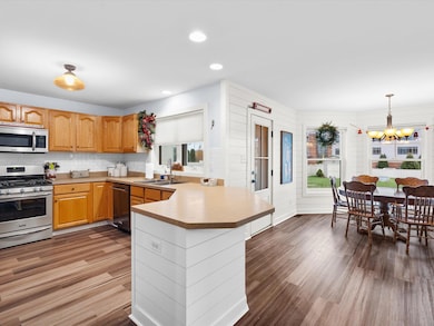 8407 Heron Lake Rd, Saint John, IN 46373 - photo 3