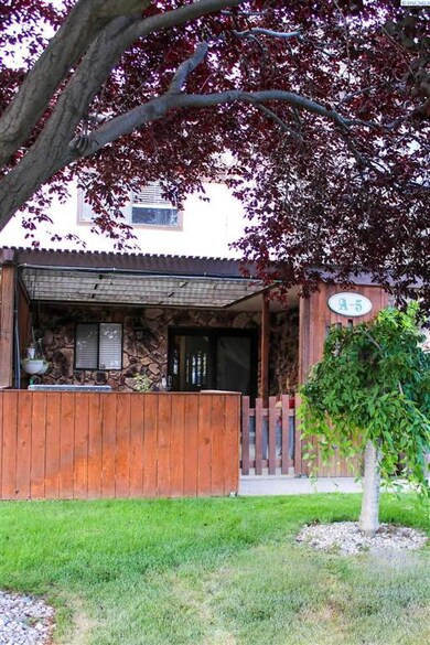 4214 W Klamath Ave unit A5, Kennewick, WA 99336 - photo 2