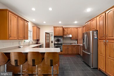 11123 Whitney Ln, Hagerstown, MD 21742 - photo 5