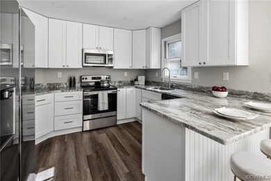 Granite, new stainless appliances, new cabinets