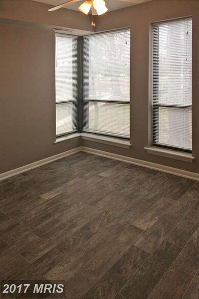 11224 Chestnut Grv Square unit 228, Reston, VA 20190 - photo 4