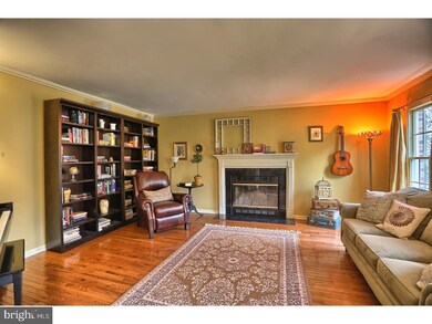 119 Constitution Ave, Reading, PA 19606 - photo 2