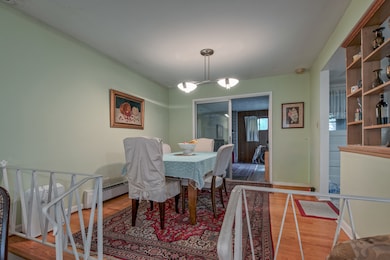 3026 Glenway Dr, Northbrook, IL 60062 - photo 5