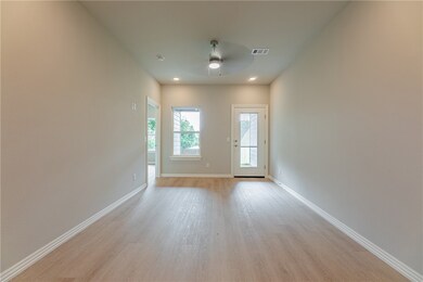 1705 SW Casuarina Dr unit 2, Bentonville, AR 72712 - photo 5