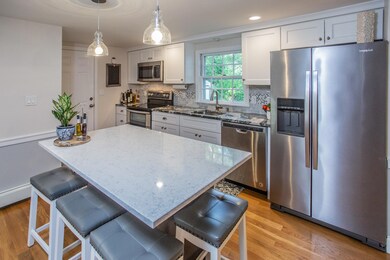 137 Seagate LaneHyannis_Michelle Kaye Ph