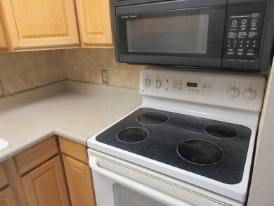 University Smoothtop Stove