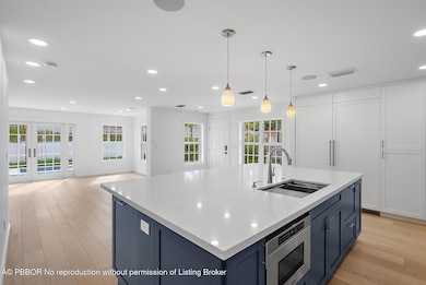 291 Austin Ln, West Palm Beach, FL 33401 - photo 5