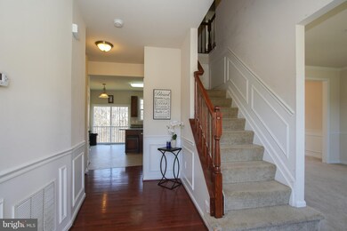 3291 Sutherland Ct, White Plains, MD 20695 - photo 2