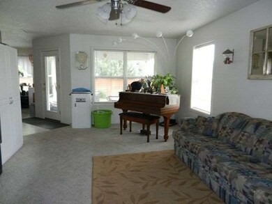 802 W Oakmont Ave, Nampa, ID 83686 - photo 2