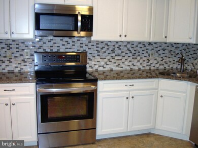 506 Meadow Ct unit 506, Glen Mills, PA 19342 - photo 5