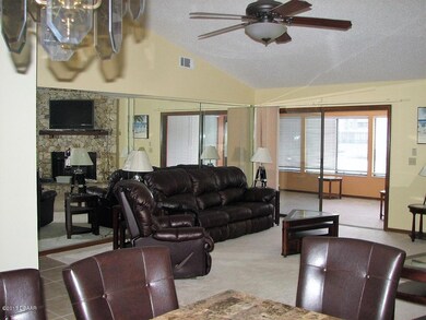 Living room to Florida room