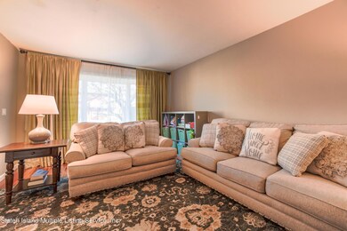 100 Arrowood Ct, Staten Island, NY 10309 - photo 6