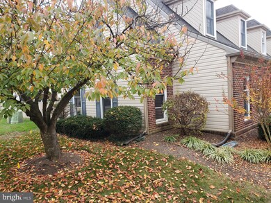 111 Charleston Ln, Frederick, MD 21702 - photo 2