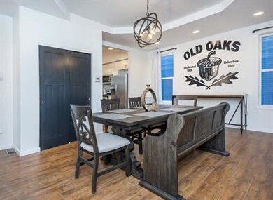 664 S Champion Ave, Columbus, OH 43205 - photo 4