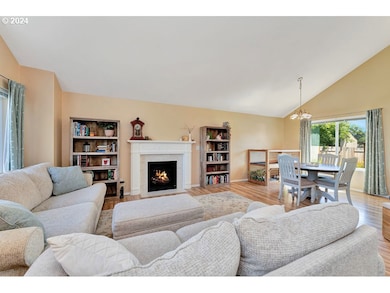 529 NW Blair Loop, Sheridan, OR 97378 - photo 5