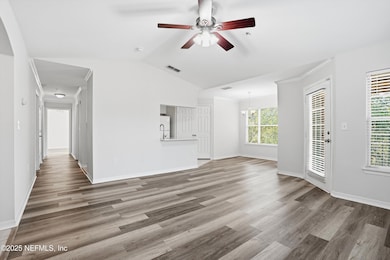 7800 Point Meadows Dr unit 137, Jacksonville, FL 32256 - photo 5