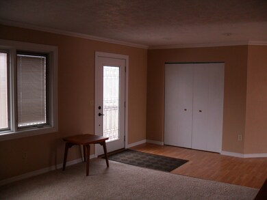 Front Door Entry<|><|>