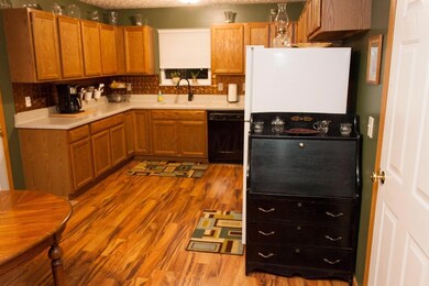 1460 Pecan Place, Circleville, OH 43113 - photo 7