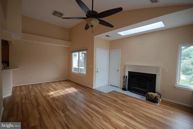 1502 Summerchase Ct unit B, Reston, VA 20194 - photo 6