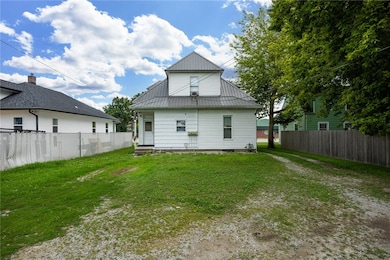 702 W Fayette Ave, Effingham, IL 62401 - photo 5