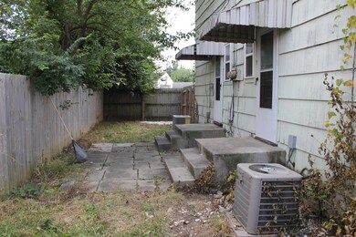 4111 Dixie Ct unit 113, Columbus, OH 43228 - photo 2