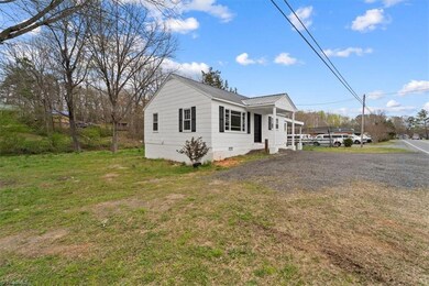 2034 Old Farmer Rd, Asheboro, NC 27205 - photo 2