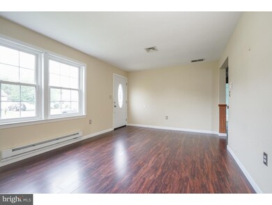 15 Danbury Dr, Sicklerville, NJ 08081 - photo 2