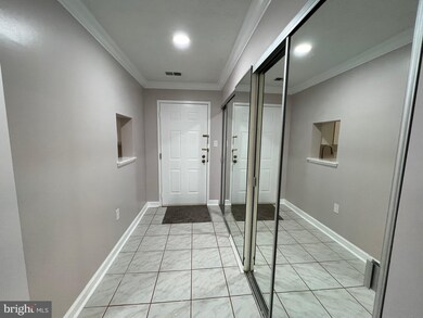19 Friendswood Ct unit B, Baltimore, MD 21209 - photo 2