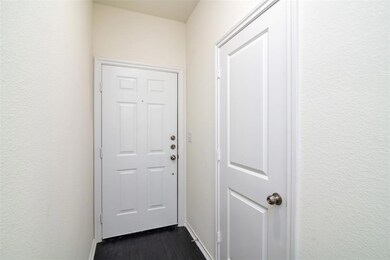 803 S 6th St unit 2, Bonham, TX 75418 - photo 5