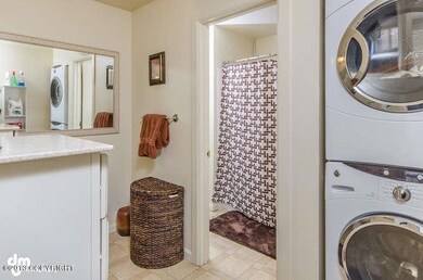 512 Copperbush Court Anchorage-small-012
