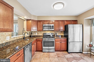 45553 Whitcomb Square, Sterling, VA 20166 - photo 5