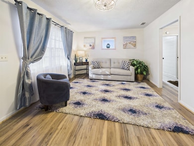 302 Goff St, Perry, FL 32347 - photo 3