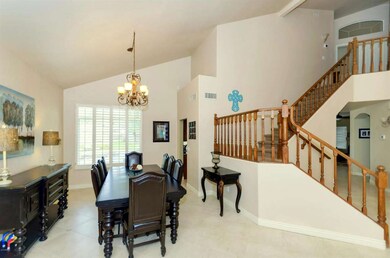 Formal Dining