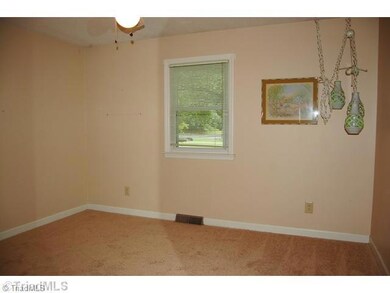 2nd Bedroom.