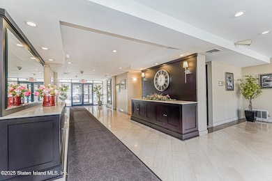 Bay Plaza Gardens unit 7B, Staten Island, NY 10305 - photo 4