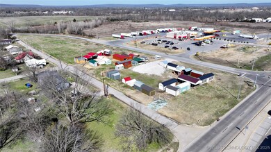709 E Chicago, Okmulgee, OK 74447 - photo 5