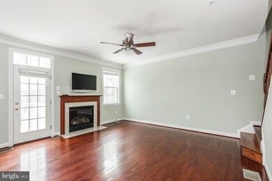 3503 Carriage Walk Ln unit 51-E, Laurel, MD 20724 - photo 6