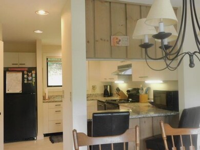 21 Bridgeview Rd unit B, Lincoln, NH 03251 - photo 3