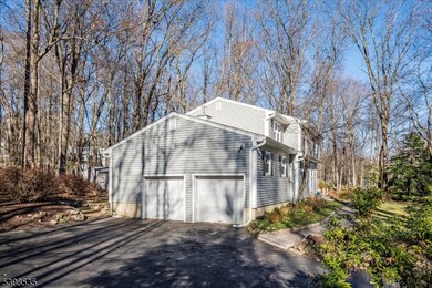 9 Shadetree Place, Long Valley, NJ 07853 - photo 4
