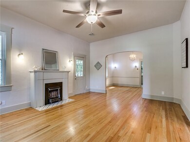 211 N Ash St, Guthrie, OK 73044 - photo 6