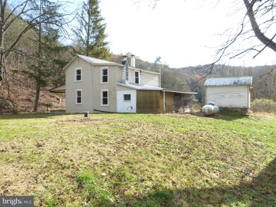 913 Horn Camp Rd, Rio, WV 26755 - photo 5