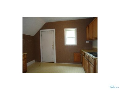 Kitchen. Upper kitchen