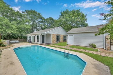 69 Wind Whisper Ct, Spring, TX 77380 - photo 3