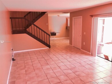 Large and bright entrance with plenty of space.