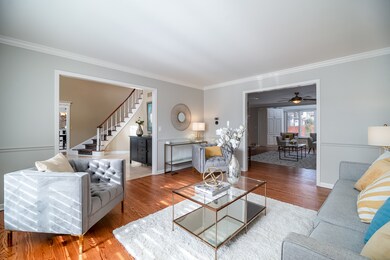 1128 Kinsie Ct, Naperville, IL 60540 - photo 6