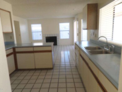 2509 N 90th Lane 005